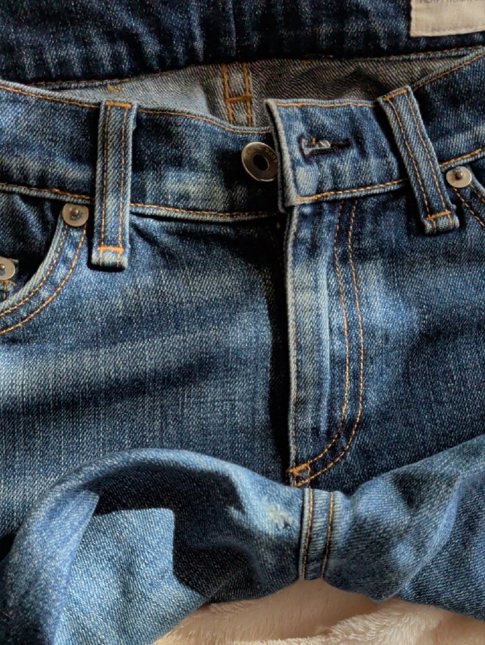 Woman's Rag & Bone Jeans - Picture 2 of 14